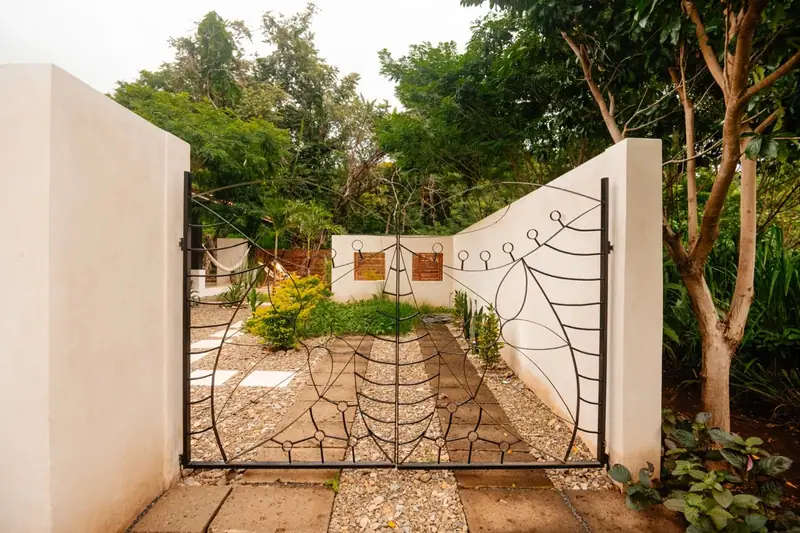 La entrada de Villa Mariposa